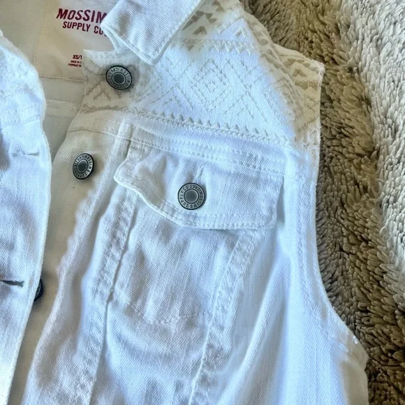 Mossimo White Denim Vest - Picture 4 of 6